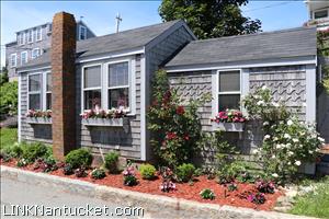 8 Bank Street Sconset