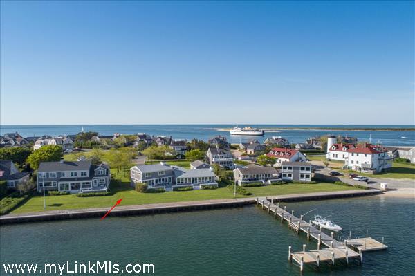 22  &  24 Easton Street Nantucket Image