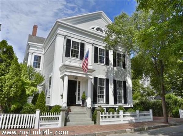 1 Pleasant Street Nantucket Image