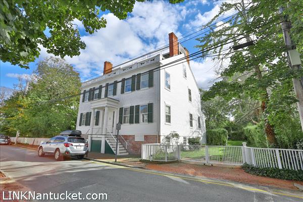 28 India Street Nantucket Image