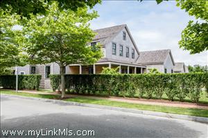 17 Wood Lily Road South of Town