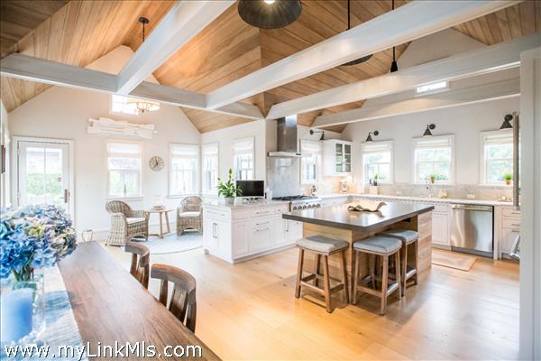 9  Pilgrim Court Nantucket Image