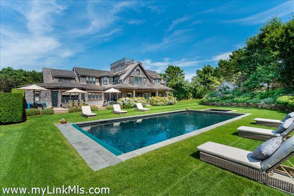 12 Wannacomet Road Nantucket MA