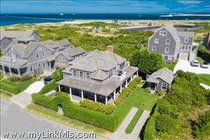 29 Jefferson Avenue Brant Point