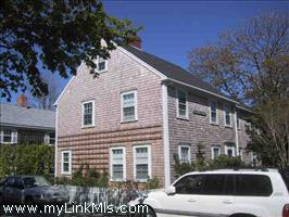 1 Howard Street Town