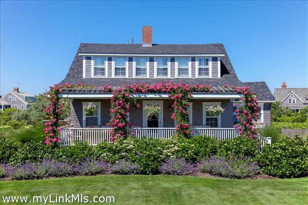 82 Baxter Road Nantucket Image