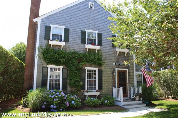 34 King Street Nantucket Image