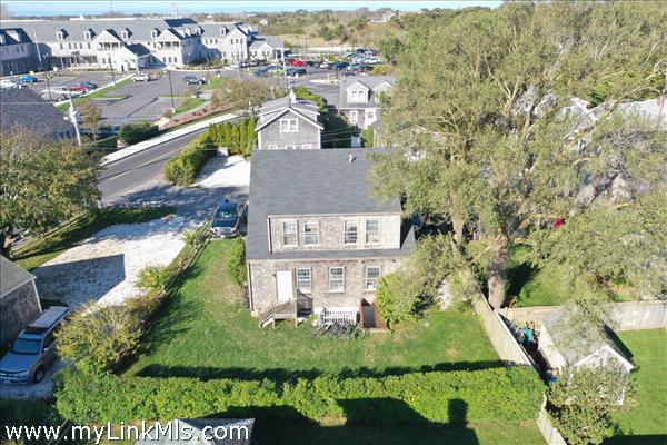 Town 22 West York Lane Fisher Real Estate Nantucket