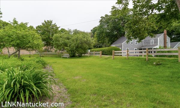 12 Angola Street Nantucket Image