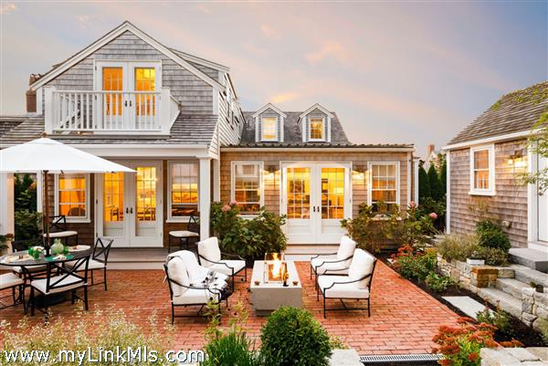 11 Lily Street Nantucket Image
