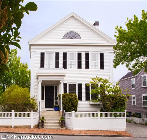 54 Orange Street Nantucket Image