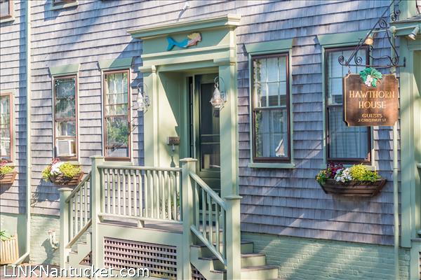 2 Chestnut Street Nantucket Image