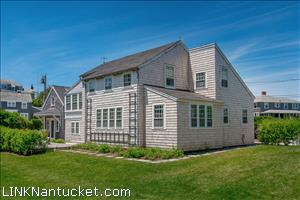 21 Jefferson Avenue Brant Point