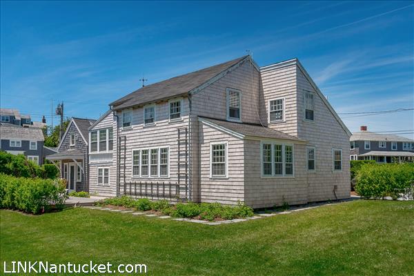 21 Jefferson Avenue Nantucket Image
