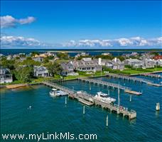 34 Easton Street Brant Point