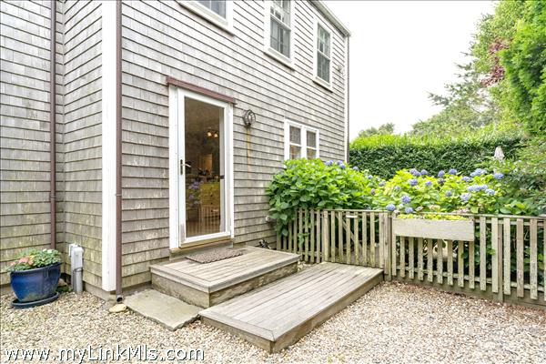 103 Orange Street # B Nantucket Image
