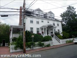 61 Center Street Town