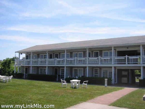 30 North Beach Street Nantucket Image