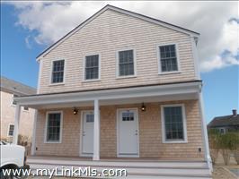 4 & 6 Ruperts Way Mid Island