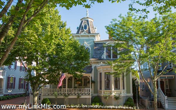 19 Broad Street Nantucket Image