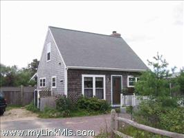 40 1/2 Essex Road Miacomet