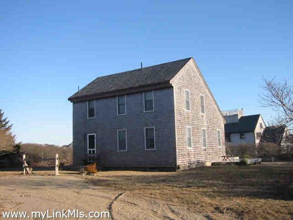 36 Gloucester Street Nantucket Image