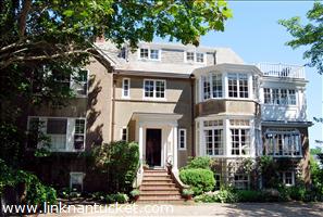 1 Gardners Court # 5 Town