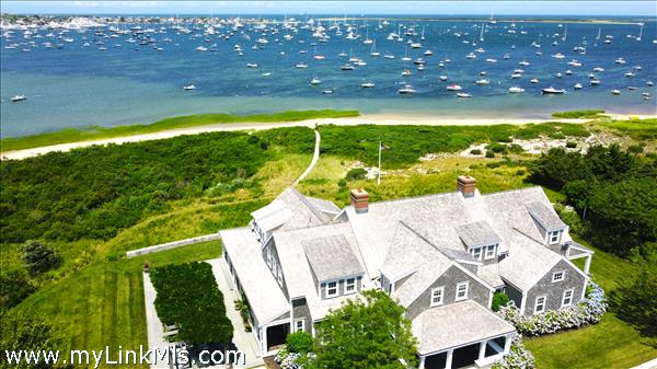 21 (20,21,22) Berkeley Avenue  Nantucket Image