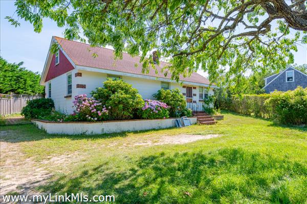 12 Pilgrim Road Nantucket Image