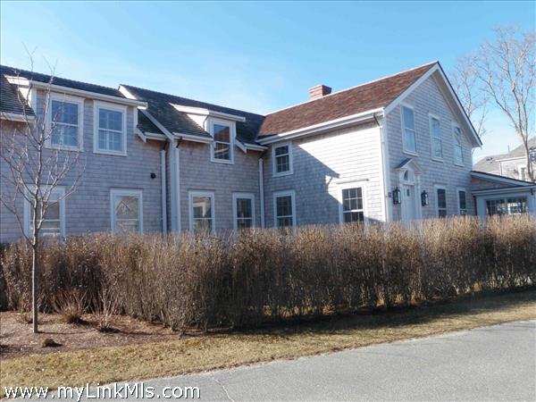 2  Lincoln Avenue Nantucket Image