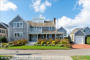 16 Willard Street Brant Point