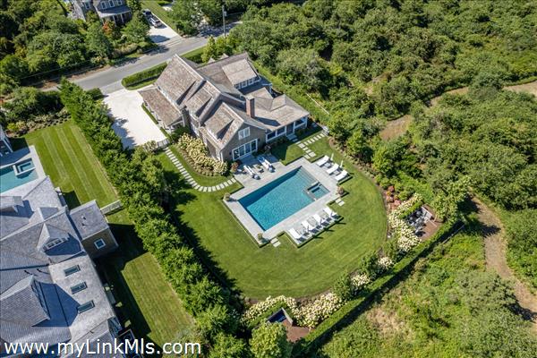 35 Burnell Street Nantucket Image