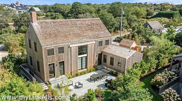 4B Hawthorne Lane Nantucket Image