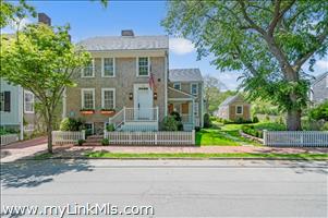 126 Main Street Nantucket For Sale