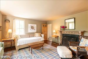 2 York Street Nantucket Thumb 13