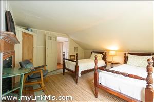 2 York Street Nantucket Thumb 24