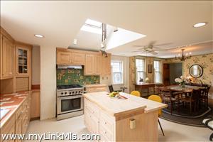 2 York Street Nantucket Thumb 5