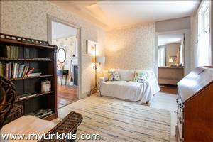 2 York Street Nantucket Thumb 11