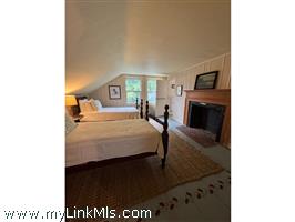 2 York Street Nantucket Thumb 25
