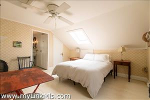 2 York Street Nantucket Thumb 21