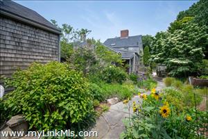 2 York Street Nantucket Thumb 41
