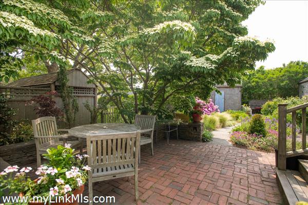 2 York Street Nantucket Image 4