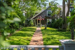 15  Skyline Drive Nantucket For Sale