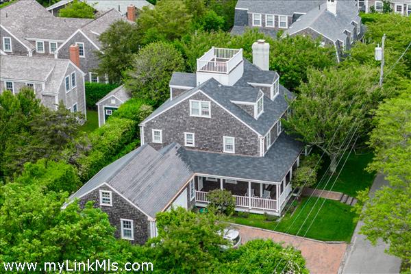 61 Cliff Road Nantucket Image 2