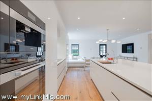 12 Derrymore Road Nantucket Thumb 4