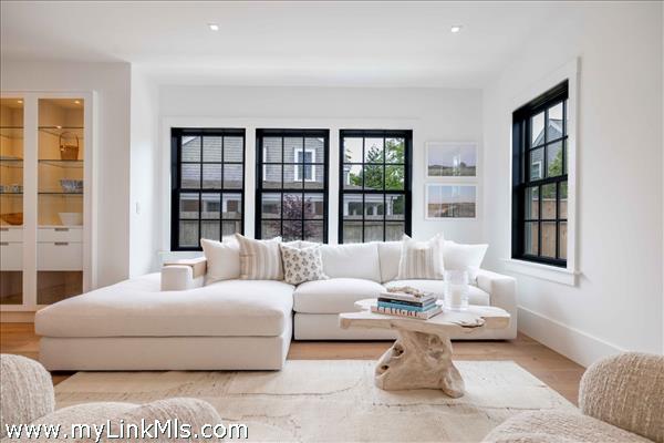 12 Derrymore Road Nantucket Image 4