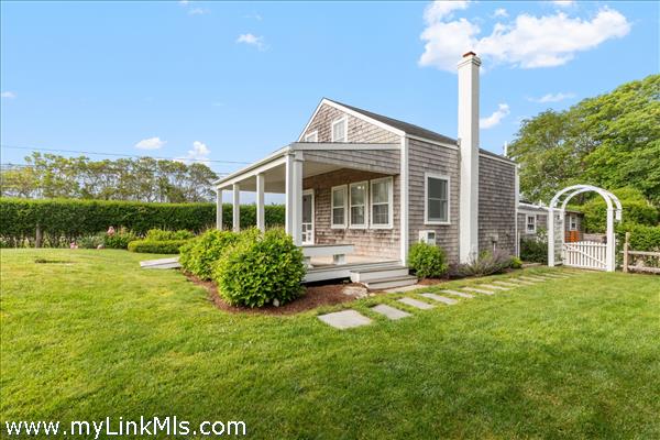 1 Mcgarveys Way Nantucket Image 1