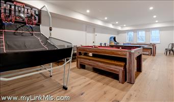 115 Surfside Road Nantucket Thumb 43