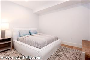 115 Surfside Road Nantucket Thumb 45
