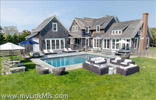 115 Surfside Road Nantucket Thumb 1